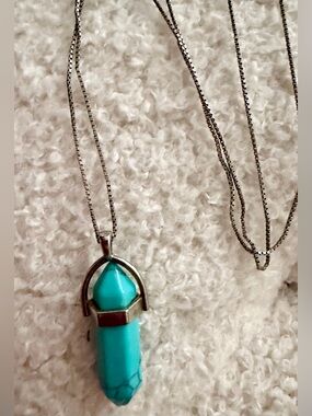 Turquoise Crystal Pendant Necklace - Silver Tone